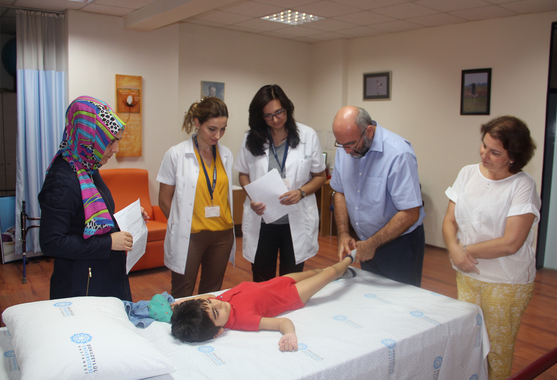 Yenidoğanlarda Serebral Palsi: Belirtileri ve Nedenleri Yenidoğanlarda Serebral Palsi: Belirtileri ve Nedenleri